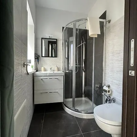 Olinad Bed & Breakfast *